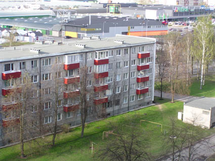 Mustamäe: kena, kuid kasvuhoonetega.jpg: